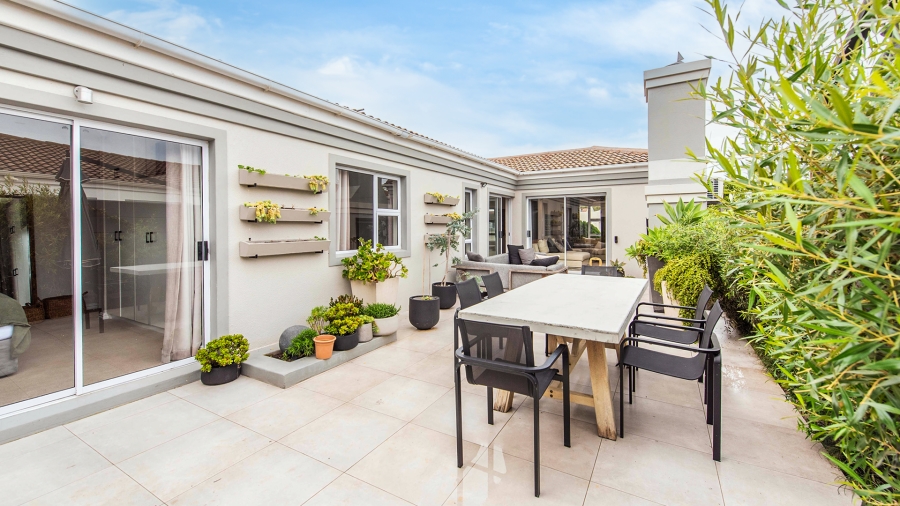 3 Bedroom Property for Sale in Parklands Western Cape